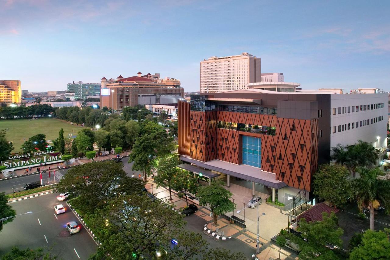 Ibis Styles Semarang Simpang Lima 호텔 외부 사진